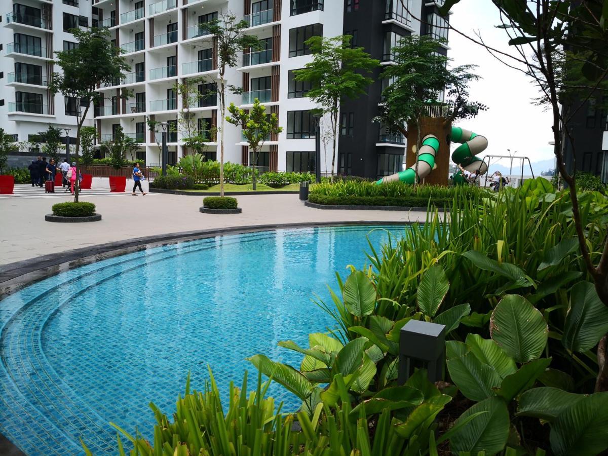 Sky Loft@Midhill Genting Highlands Appartement Bentong Buitenkant foto