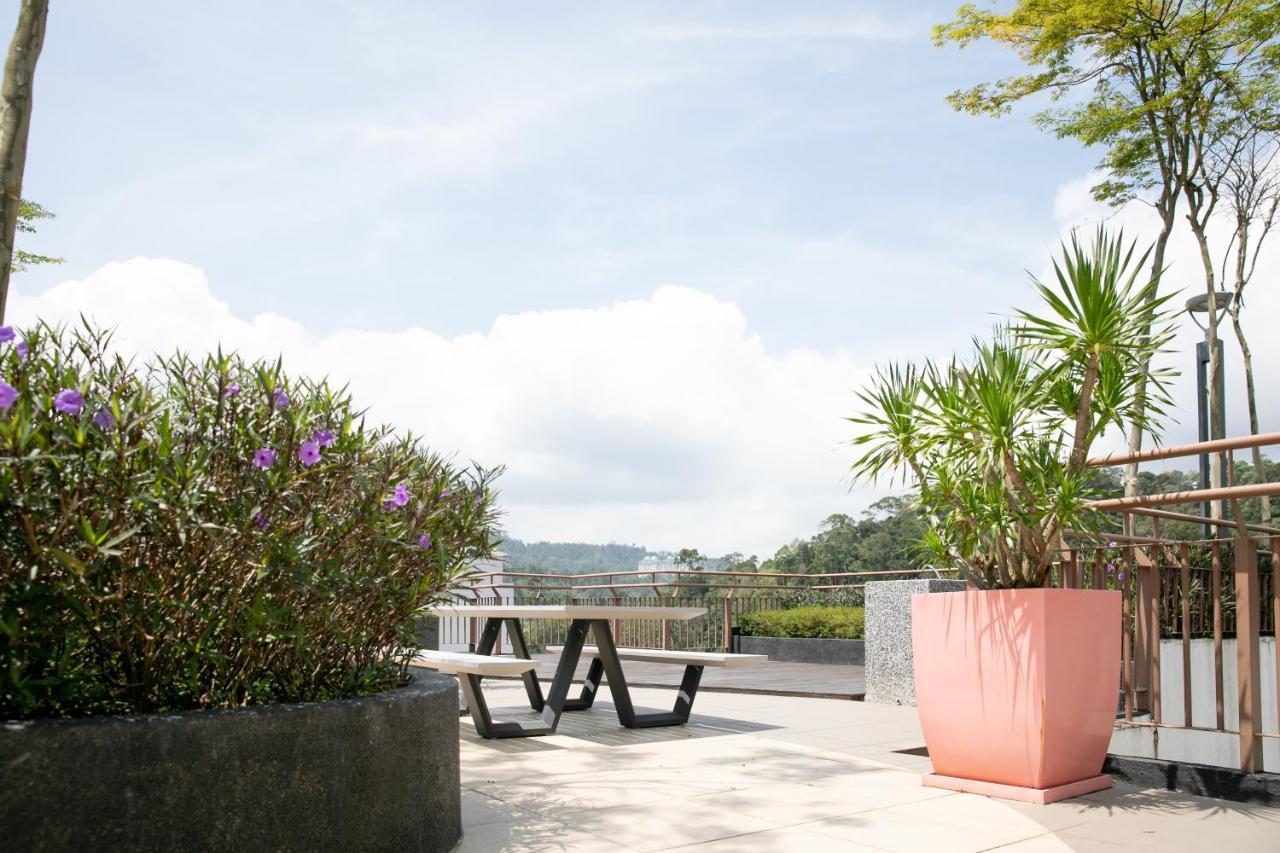 Sky Loft@Midhill Genting Highlands Appartement Bentong Buitenkant foto